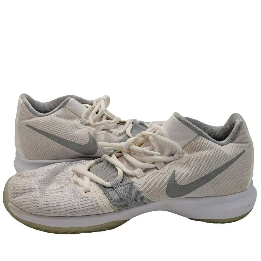 Nike Mens Kyrie Flytrap Sneakers White Metallic Silver Size 9 Basketball Shoes